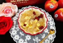 #皇后红玫瑰花式做法#银耳莲子苹果糖水㊙️的做法