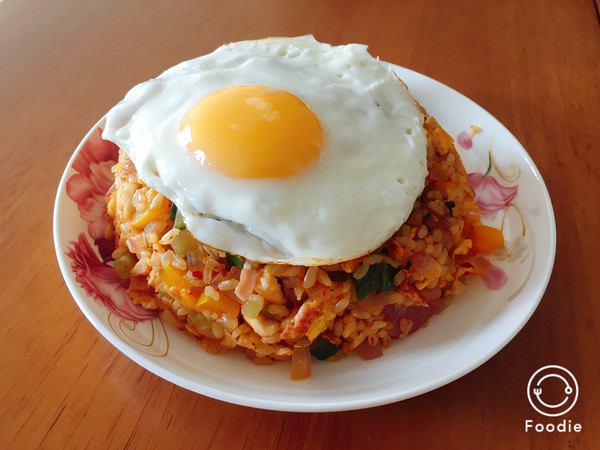 减肥餐--辣白菜时蔬糙米饭