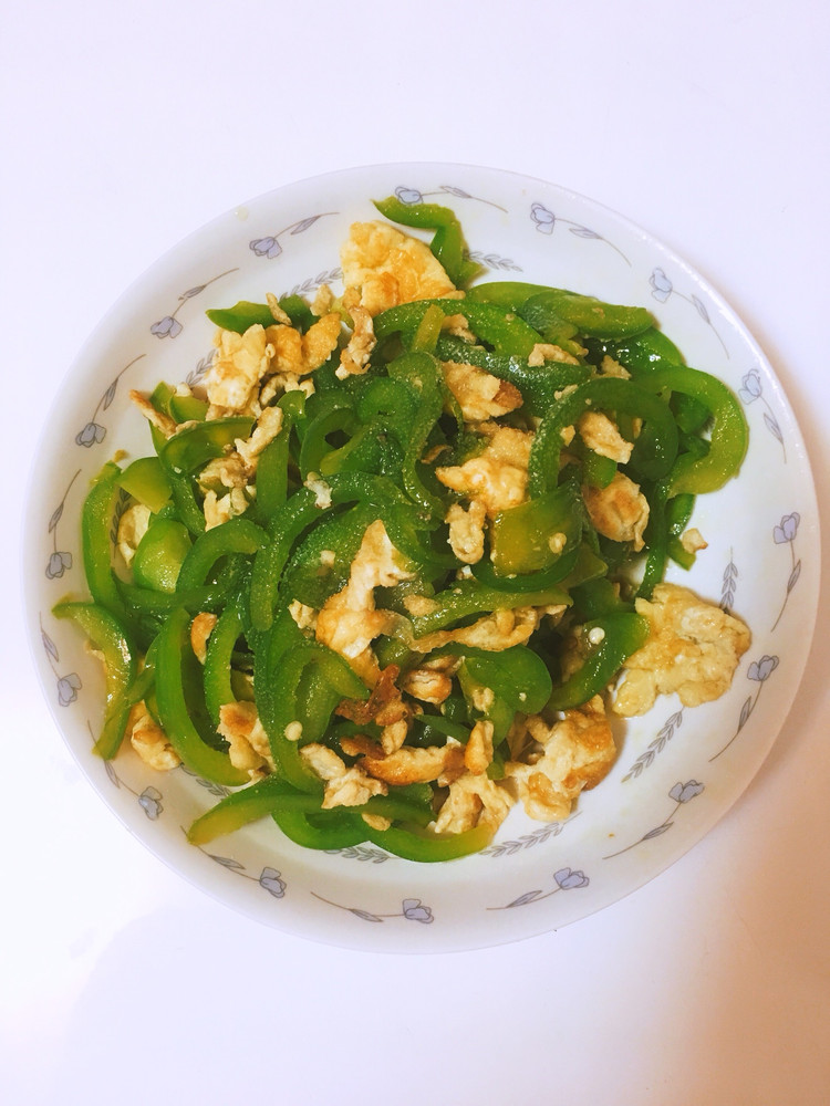 菜椒鸡蛋的做法