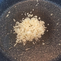 番茄肉酱意面的做法图解1