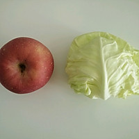 【果蔬汁】苹果卷心菜汁的做法图解1