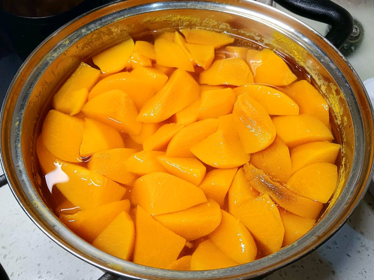 黄桃罐头怎么做_黄桃罐头的做法_豆果美食