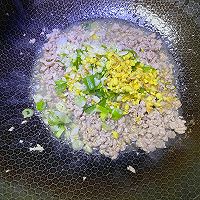 #一勺葱伴侣，成就招牌美味#炸酱面的做法图解5