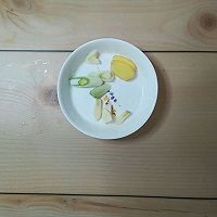 炖金昌鱼：宝宝辅食营养食谱菜谱的做法图解2