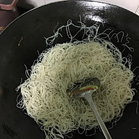 鸡蛋炒米粉（家庭版）的做法图解3
