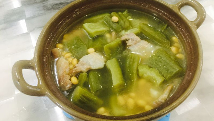 苦瓜黄豆五花肉煲