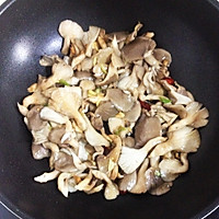 素炒平菇的做法图解8