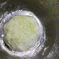 韭菜面条，春天里的一抹绿的做法图解5