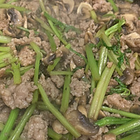肉末口蘑香芹的做法图解8