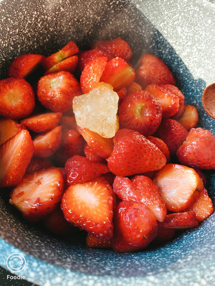 甜甜的草莓酱的做法