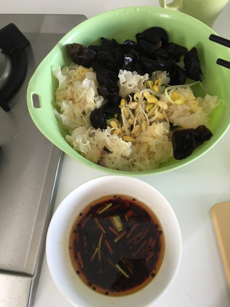 超级爽口凉拌菜的做法图解1