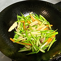 【孕妇食谱】芦笋炒香干，清爽可口，妊娠糖尿病人群的福音菜的做法图解4