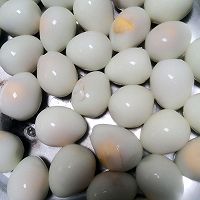 秘制鹌鹑蛋的做法图解1