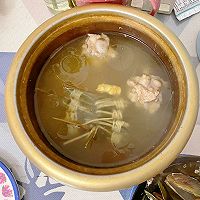 广东靓汤——灯心草去火大骨汤的做法图解5