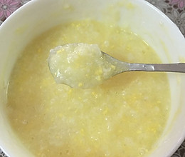 #饭来了SHOW#宝宝辅食：蛋黄粥的做法