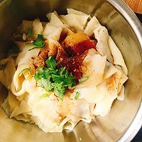 #春日时令，美味尝鲜#油泼面的做法图解3