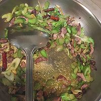 芹菜炒肉的做法图解9