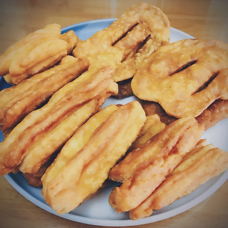 家庭版mini油条与薄脆的做法