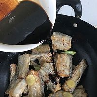 去腥增香的红烧带鱼的做法图解5