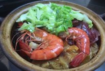 海鲜腊味砂锅饭的做法