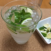 青柠Mojito鸡尾酒的做法图解2