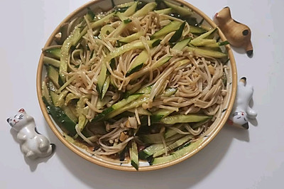 酸爽味美开胃菜—金针菇拌黄瓜