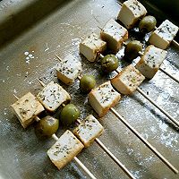 迷迭香豆腐橄榄串#均衡年夜饭#的做法图解5