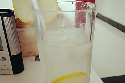 夏日柠檬蜂蜜水