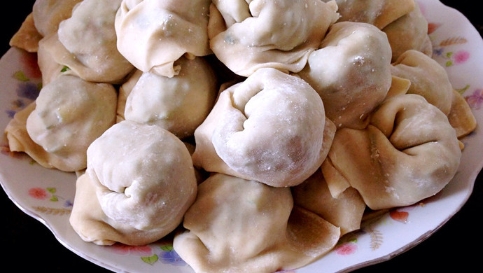 猪肉韭菜饺子