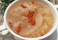 银耳雪梨糖水（面包机版）#黑人牙膏一招制胜#的做法