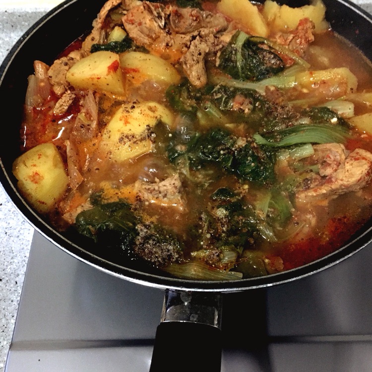 韩式脊骨土豆汤