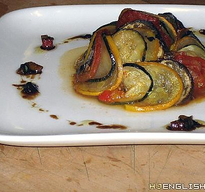 Ratatouille【料理鼠王】里面的蔬菜杂烩