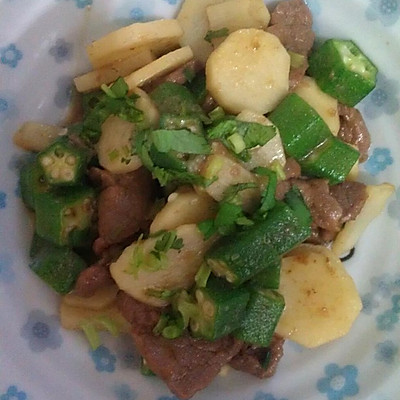 秋葵山药炒牛肉片