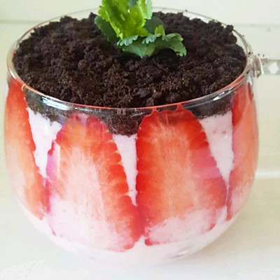草莓味酸奶盆栽