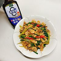 #年在一起 鲜才够味#油爆小河虾的做法图解13