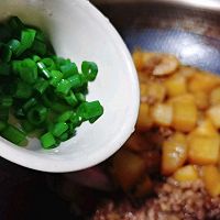肉末焖土豆的做法图解10