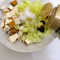 #葱伴侣豆瓣酱能蘸善炒#香干拌莴笋的做法图解6