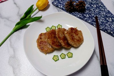 鲜嫩多汁的豆腐肉饼