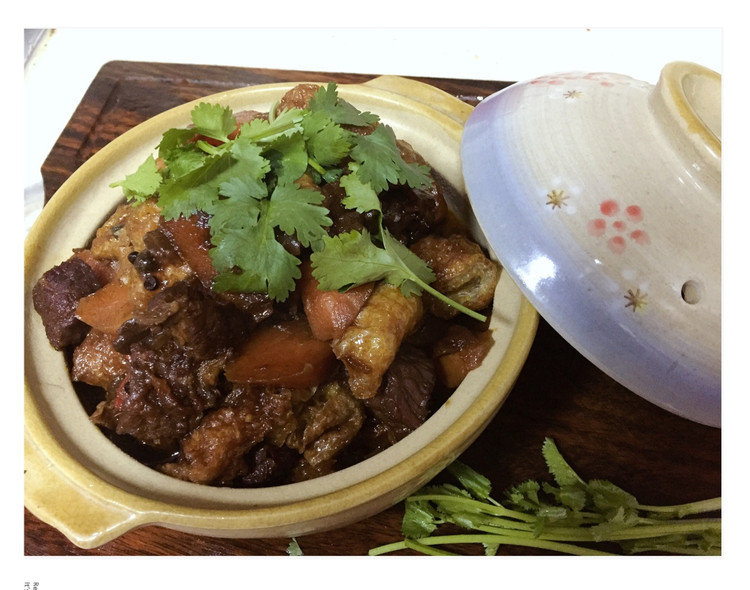 欢天喜地牛肉煲的做法