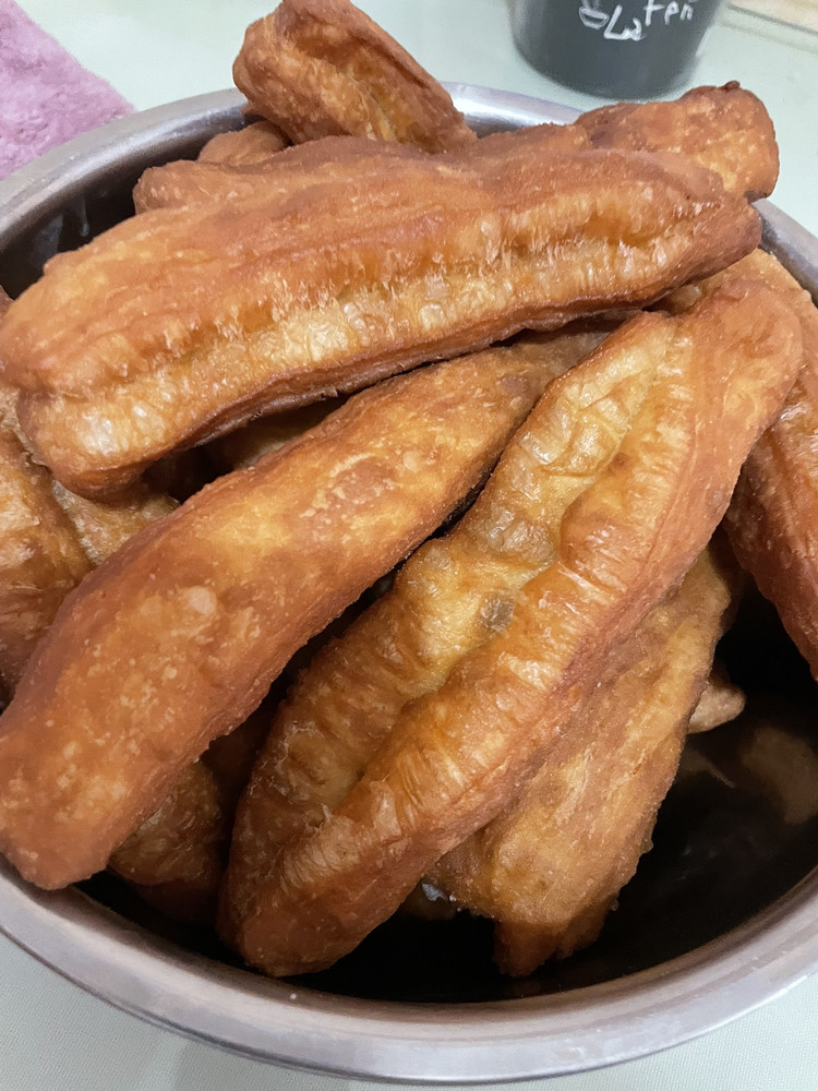 家庭炸油條的做法