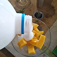 酸奶芒果捞的做法图解3