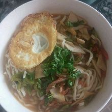 番茄菌菇肉丝面