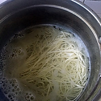 东北版葱油面…一个人也可以很美味的做法图解1