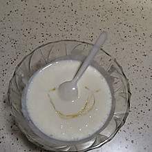 蜂蜜藏灵菇酸奶