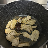 黄油松茸的做法图解3