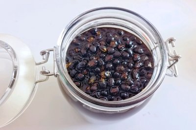醋泡黑豆