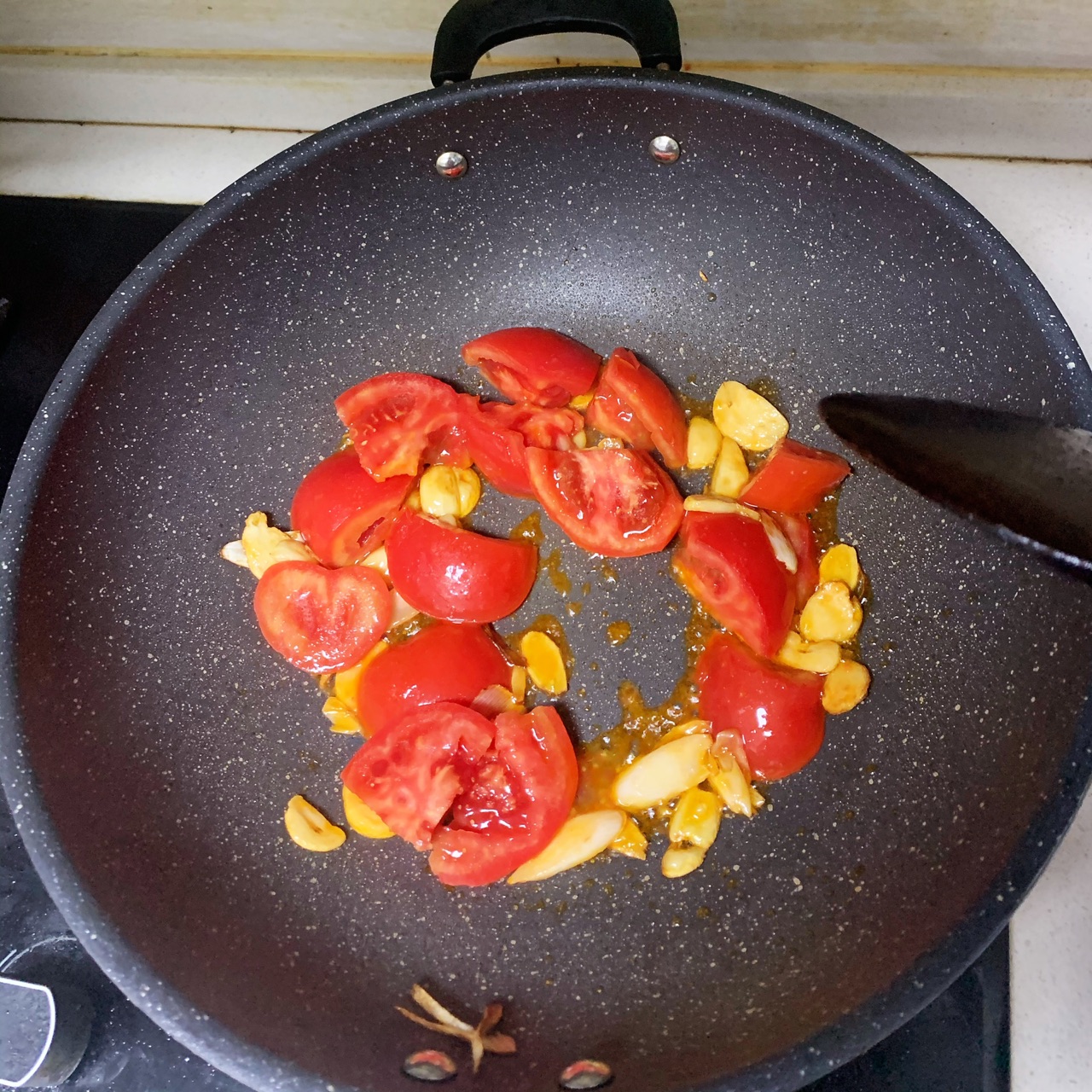 番茄炒蘑菇怎么做_番茄炒蘑菇的做法_豆果美食