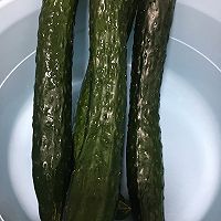 喝粥绝配，层层滋味---青脆爽口的腌黄瓜的做法图解1