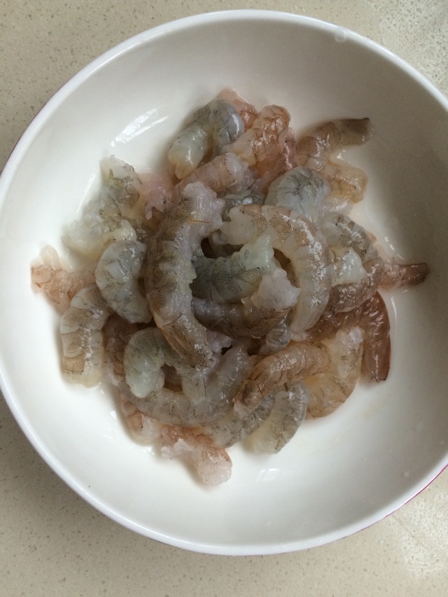 鲜虾猪肉香菇抄手的做法图解1
