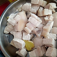 红烧土豆肉的做法图解1